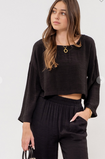 Relaxed 3/4 Sleeve Crop Top