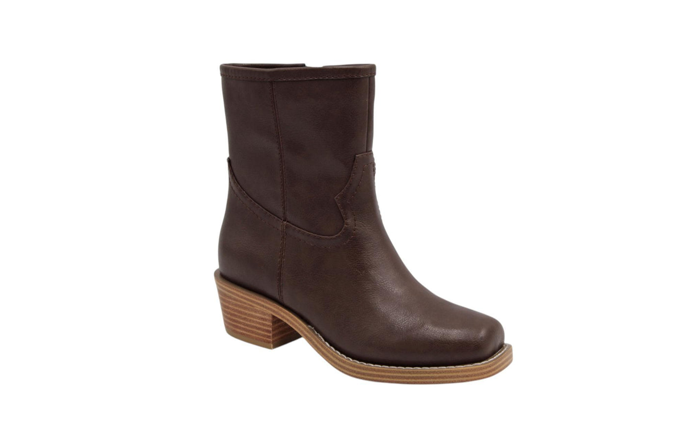 Mia Dagny Boot