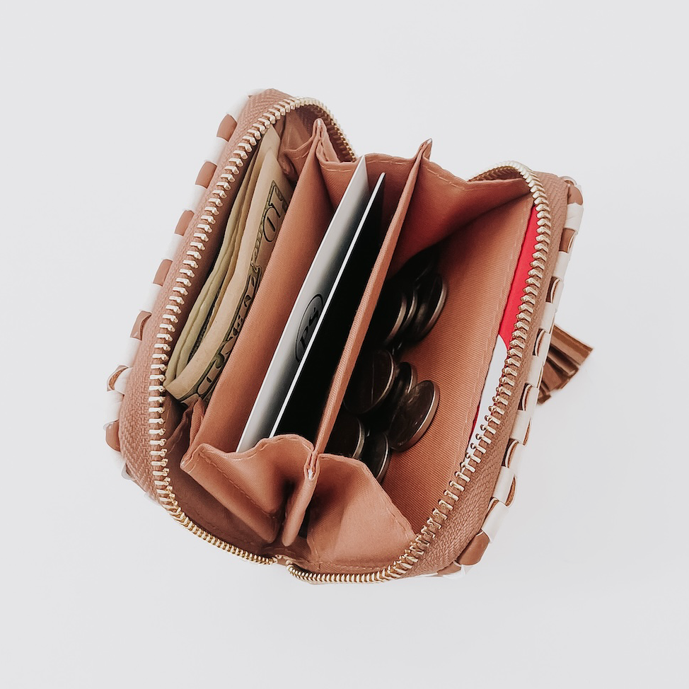 Wynona Woven Wallet-tan Chk