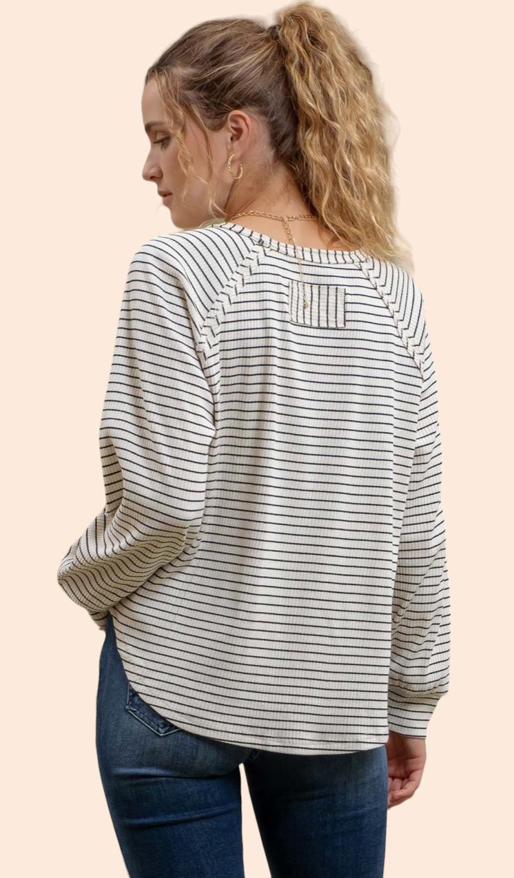 Ivory/BLK STRIPE RAGLAN TOP