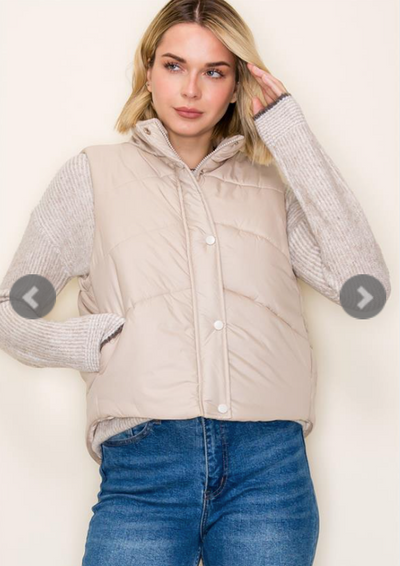 Puffer Polar Collar Vest-Beige