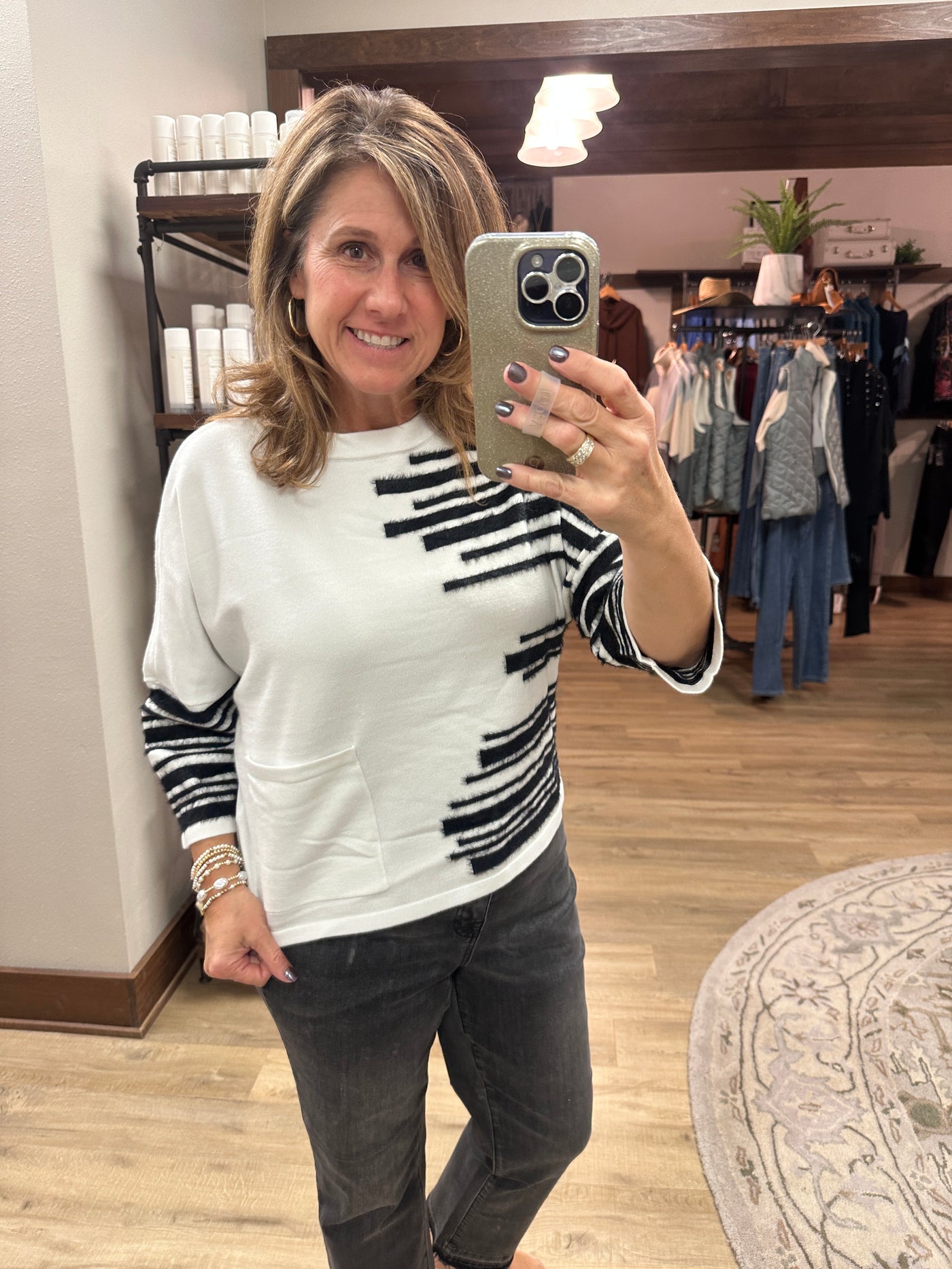 APNY Stripe Fuzzy Yarn Stripe Pullover