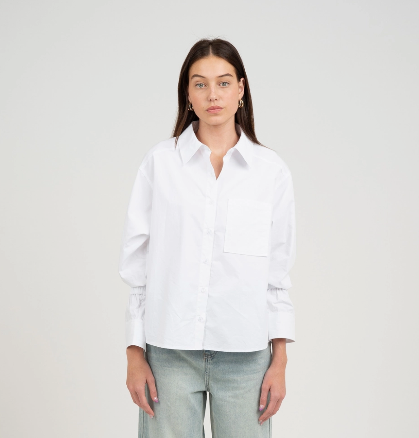 White Collared Blouse w/Elastic Sleeve