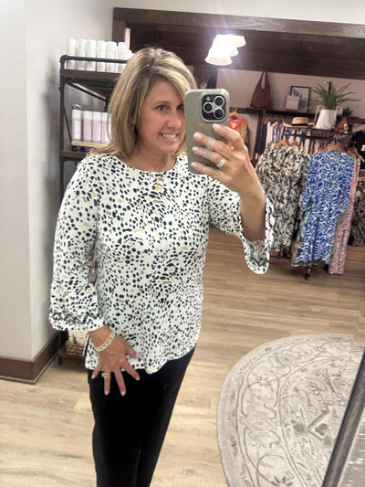 Multiples 3/4-Bell Sleeve Printed Top
